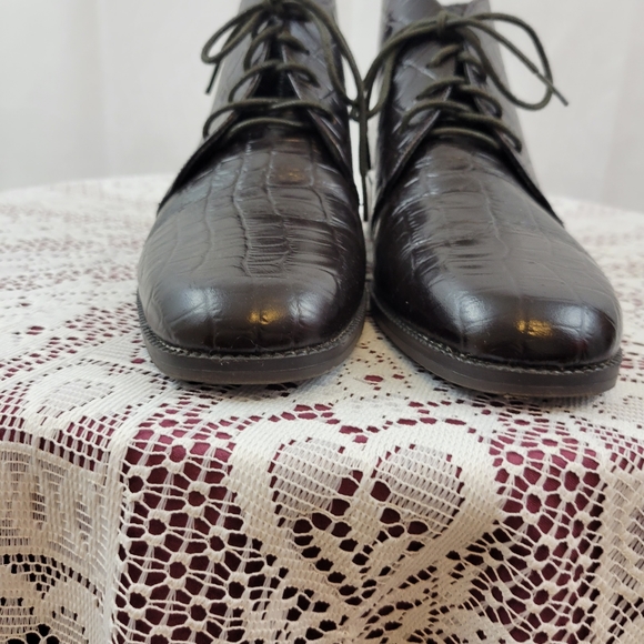 Brown Leather Alligator Booties - Picture 4 of 10